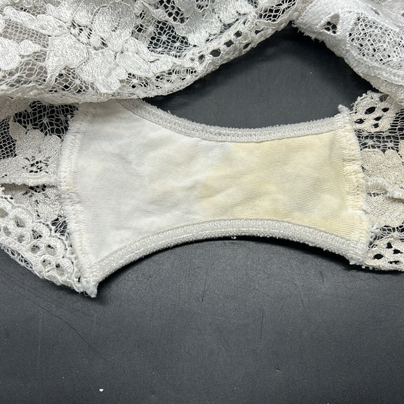 Elegant Lace Bra & Panty Set - White - Picture 4 of 7